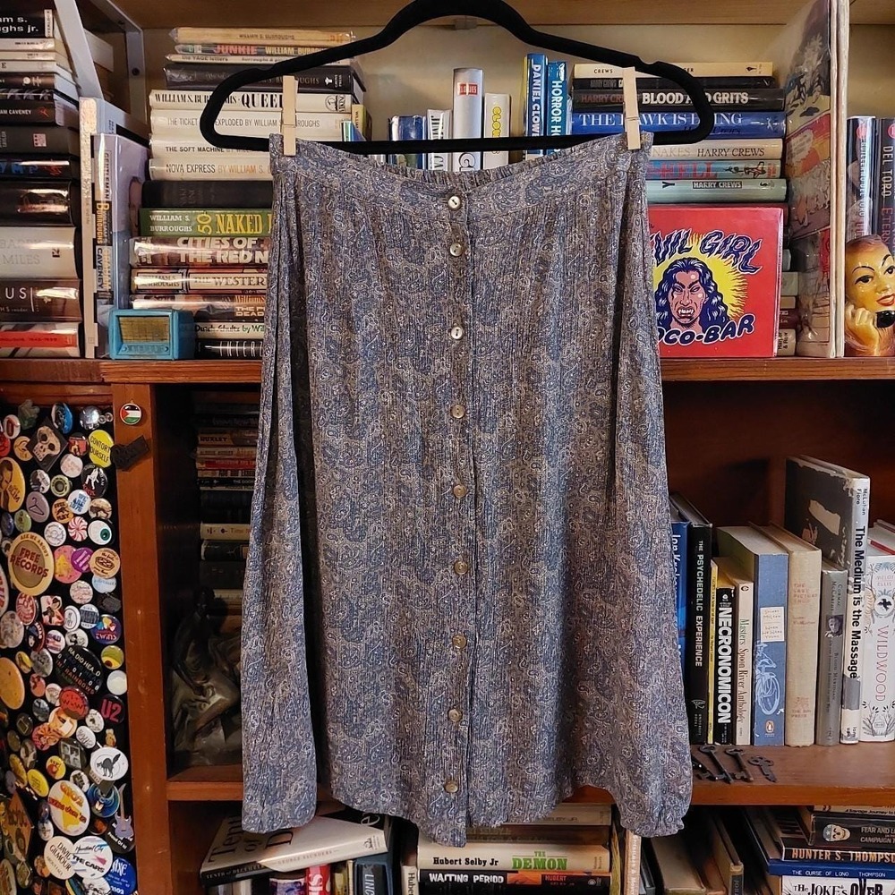 Vintage Chaus Grey Paisley Button Front Midi Skirt Size 6 Rayon Below Knee